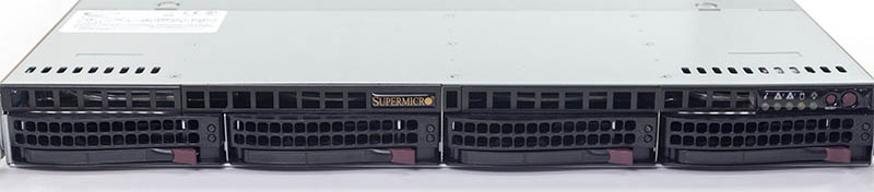 Supermicro SYS 5019C MR Front Drive Bays