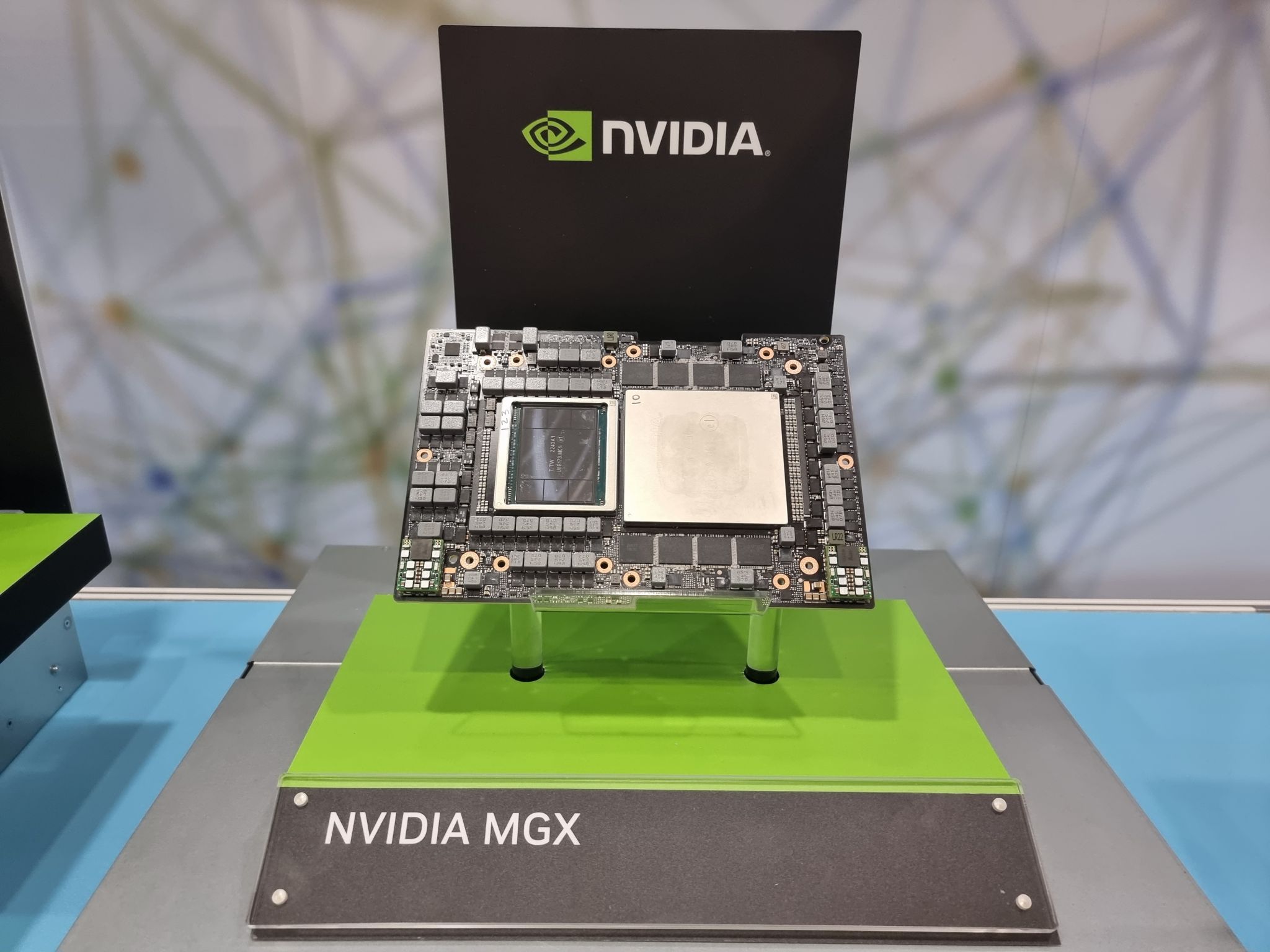 S7G | S74G-2U NVIDIA® Grace™ Hopper™ MGX Architecture PCIe 5.0